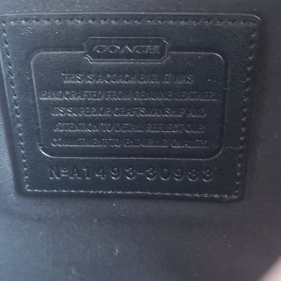 đť…şCOACH white leather weekender. NWT - Picture 11 of 12